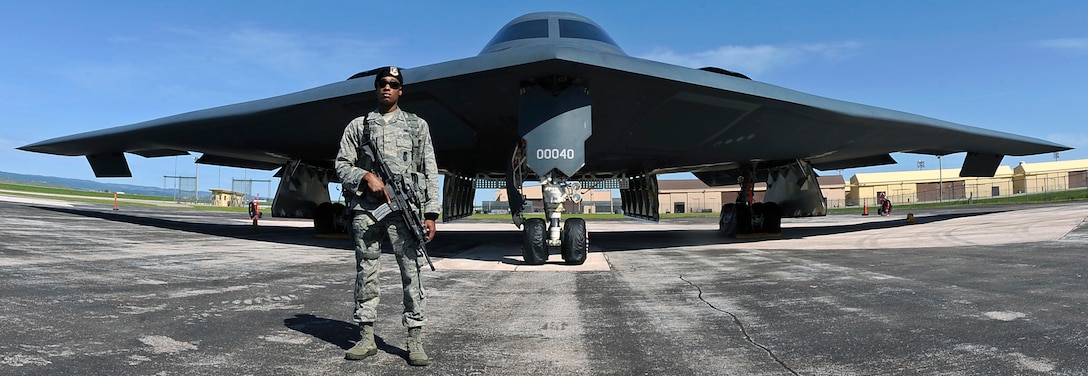 A B-2 Spirit bomber from Whiteman Air Force Base, Mo., is one of the many aircraft that will be on display at the Dakota Thunder airshow and open house at Ellsworth Air Force Base, S.D., Aug. 15 and 16. A dramatic leap forward in technology, the B-2 represents a major milestone in the U.S. bomber modernization program. (U.S. Air Force photo/Staff Sgt. Marc I. Lane)