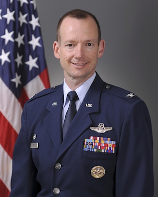 Official Air Force Image: Colonel Christopher Niemi Bio Photo