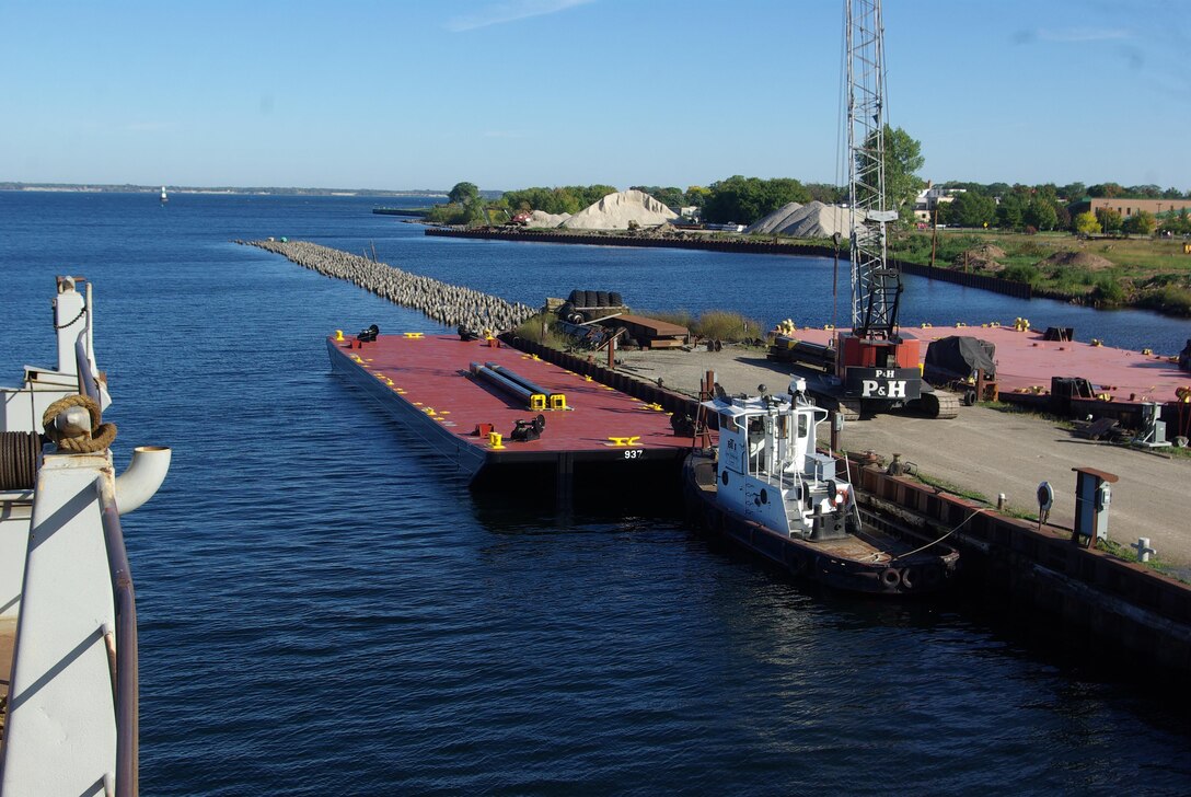 The U.S. Army Corps of Engineers' Marine Design Center managed design and construction of the USACE, PEORIA SPUD BARGES 937 & 938, which were delivered in October of 2013. The barges' mission is to support the civil works maintenance and repair mission of the USACE Rock Island District. 