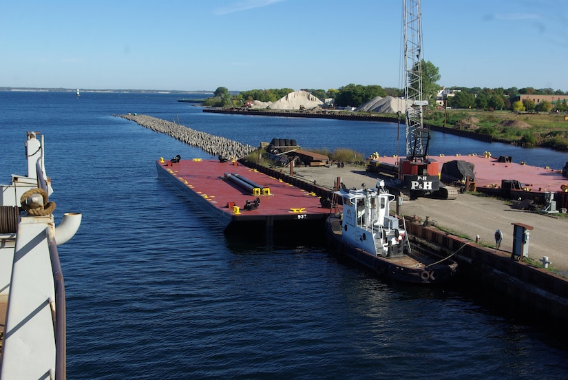USACE, PEORIA SPUD BARGES 937 & 938 > Philadelphia District & Marine ...