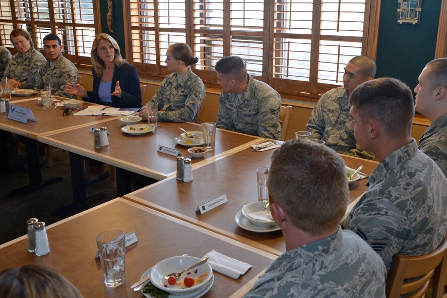 Secretary of the Air Force Deborah Lee James dines and talks with Team Hill Airmen during her visit to Hill Air Force Base, Utah, on July 23, 2015. During the lunch, James listened to Airmen’s concerns and thanked them for their service. (U.S. Air Force photo/Alex R. Lloyd) 