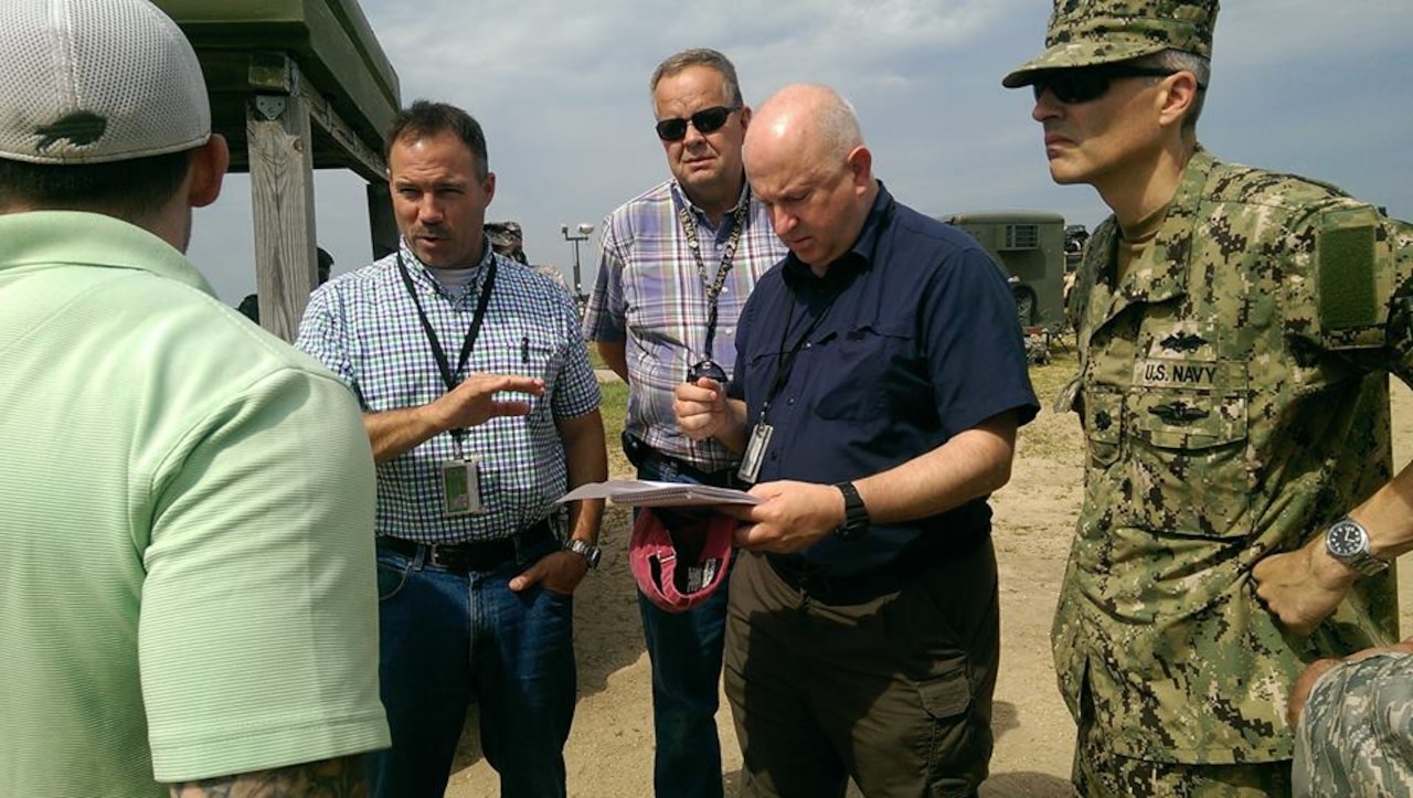 Joint Exercise Brings Together Port Opening Experts > U.S.