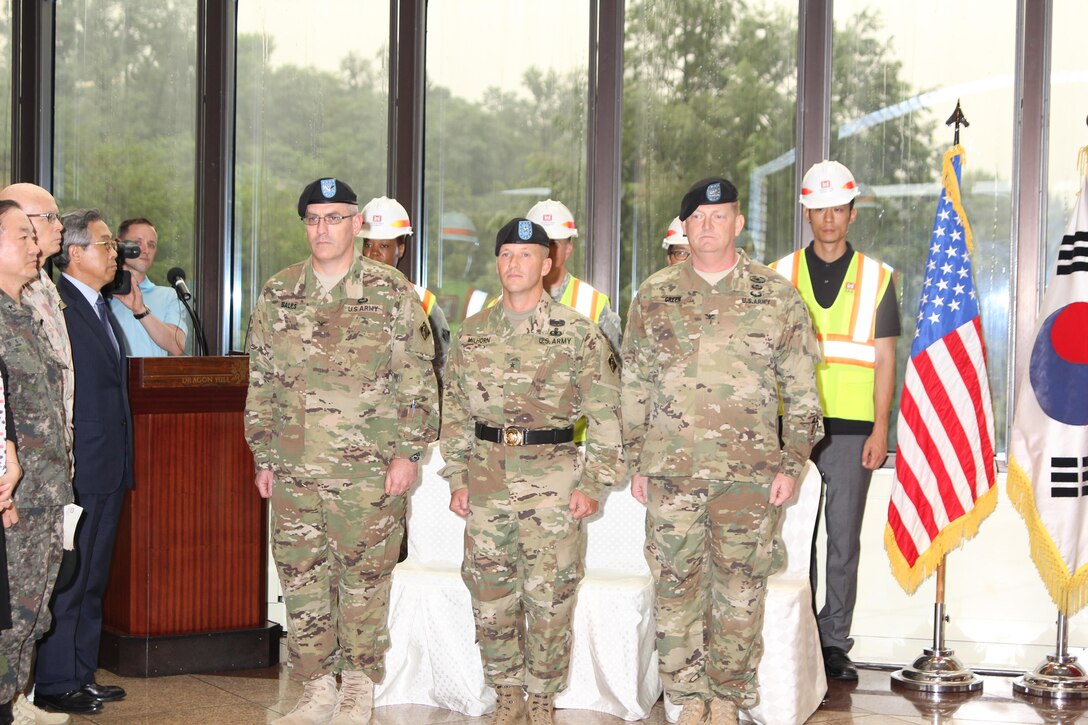 U.S. Army Corps of Engineers Far East District change of command ceremony was presided over by Brig. Gen. Jeffrey L. Milhorn (center), Commander, U.S. Army Corps of Engineers, Pacific Ocean Division. Col. Stephen H. Bales (left) relieved Col. Bryan S. Green (right) as commander of the U.S. Army Corps of Engineers Far East District on U.S. Army Garrison Yongsan July 24.
