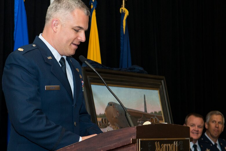 Maj. Warren Neary, an Air Force Reserve Historian and artist addresses the audience during the Reserve Officers Association National Convention in Washington D.C. Jul. 27, 2015.  Neary, an award-winning artist who was recently selected as the 2015 Air Force Association National Aerospace Gill Robb Wilson Award for Arts and Letters, participated in an unveiling of his painting "Deterrence on Demand" that will be entered in to the Air Force Art Program. (U.S. Air Force photo by Master Sgt. Gregory Steele)  

