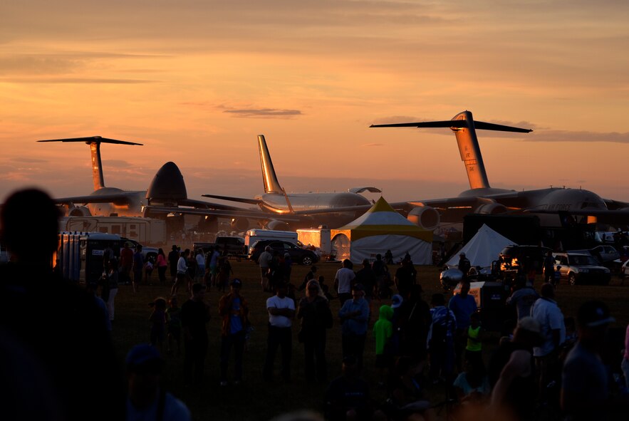 From left to right, a C-5M Super Galaxy, KC135 Stratotanker, and C-17 Globemaster sit on the flight line July 25, 2015, in Lethbridge, Alberta province, Canada. The aircraft participated in the 2015 Lethbridge International Airshow as static displays allowing spectators to see how the aircraft operate and talk to the crews as well. (U.S. Air Force photo by Airman 1st Class Christian Clausen/Released)

