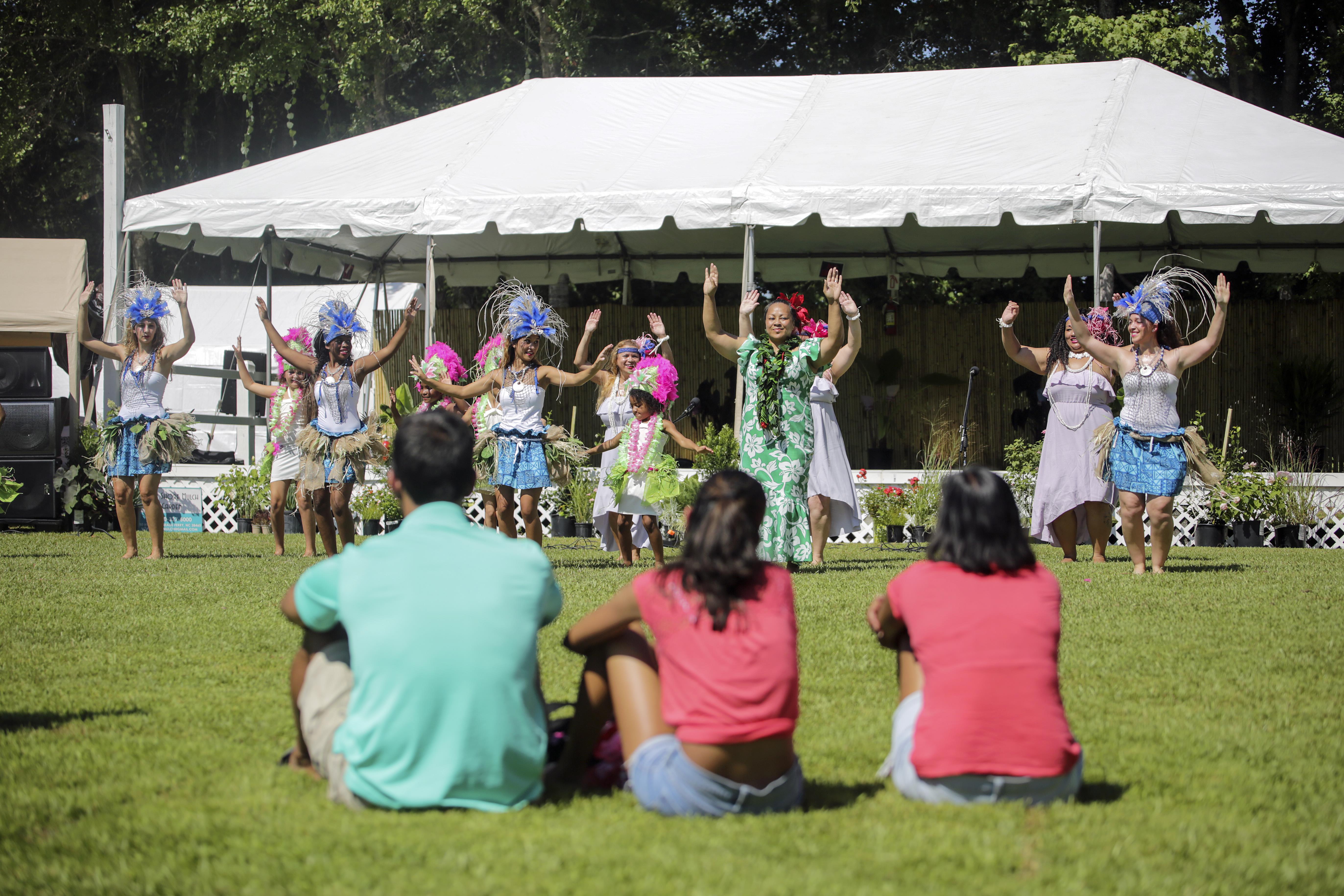 II MEF Marines and sailors volunteer at 2nd Annual Polynesian Festival