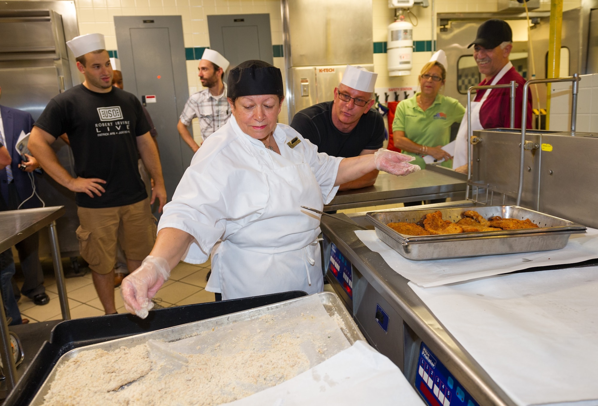 Chef Robert Irvine visited Patrick Air Force Base, met and toured with several members of Team Patrick-Cape, toured a variety of facilities, and participated in a live show at the base theater, July 23, 2015. Irvine is a celebrity chef who has appeared on a variety of Food Network programs including “Dinner: Impossible,” “Worst Cooks in America” “Restaurant: Impossible, and Restaurant Express.” (U.S. Air Force photo/Cory Long) (Released) 