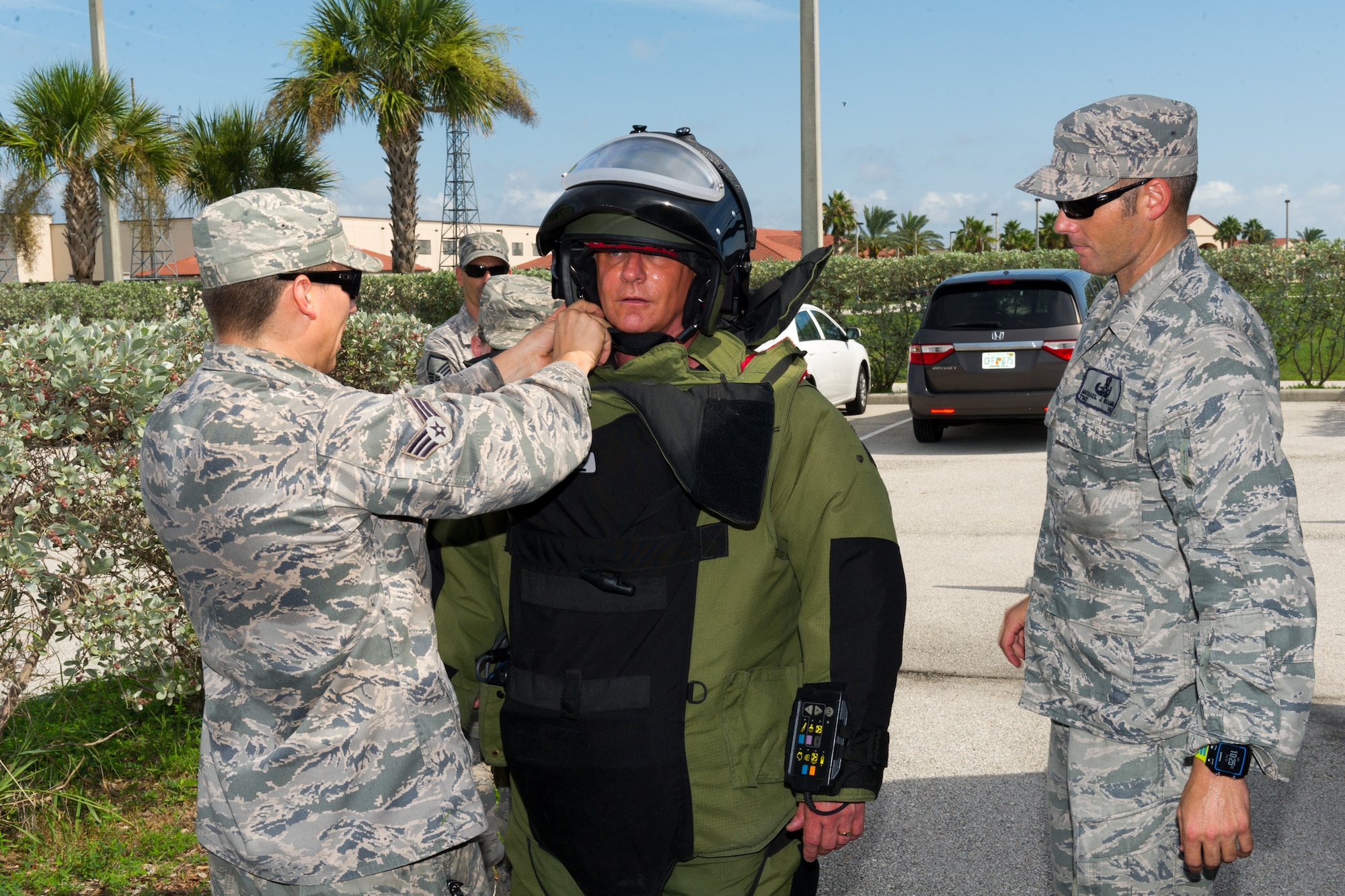 Chef Robert Irvine visited Patrick Air Force Base, met and toured with several members of Team Patrick-Cape, toured a variety of facilities, and participated in a live show at the base theater, July 23, 2015. Irvine is a celebrity chef who has appeared on a variety of Food Network programs including “Dinner: Impossible,” “Worst Cooks in America” “Restaurant: Impossible, and Restaurant Express.” (U.S. Air Force photo/Cory Long) (Released) 