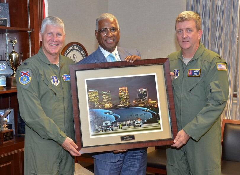 Mayor of Birmingham, Ala., William A. Bell, Sr., visits the 117th Air Refueling Wing, Birmingham, Ala., July 7, 2015.  Bell attended briefings with the 117th ARW staff officers and visited several Airmen around the base. (U.S. Air National Guard photo by Staff Sgt. Jeremy Farson)