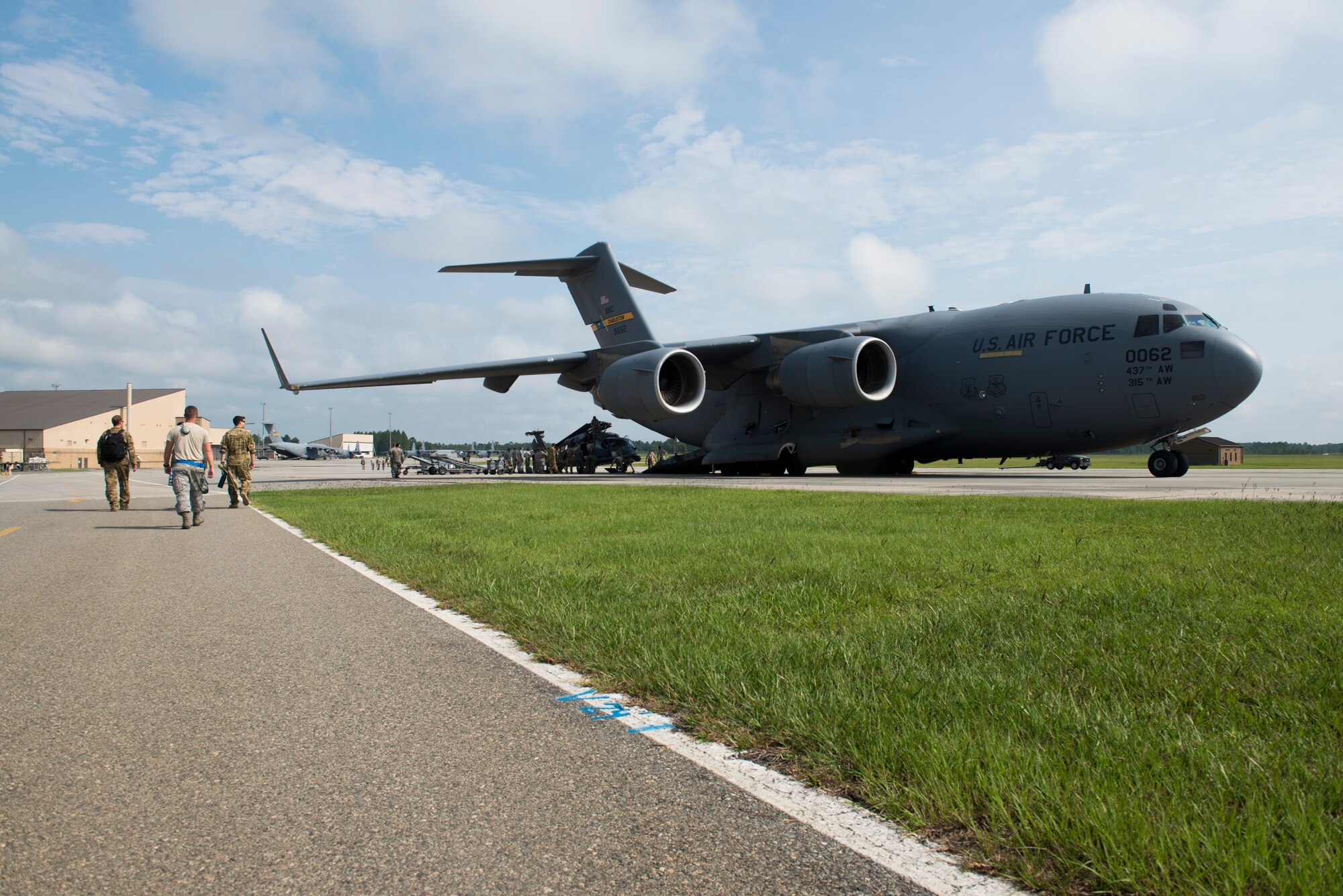 A C-17 Globemaster III rests on the flightline before takeoff during rapid-on, rapid-off training July 30, 2015, at Moody Air Force Base, Ga. The training ensured the 23d Wing’s ability to deploy aircraft at a moment’s notice.(U.S. Air Force photo by Airman 1st Class Dillian Bamman/Released)