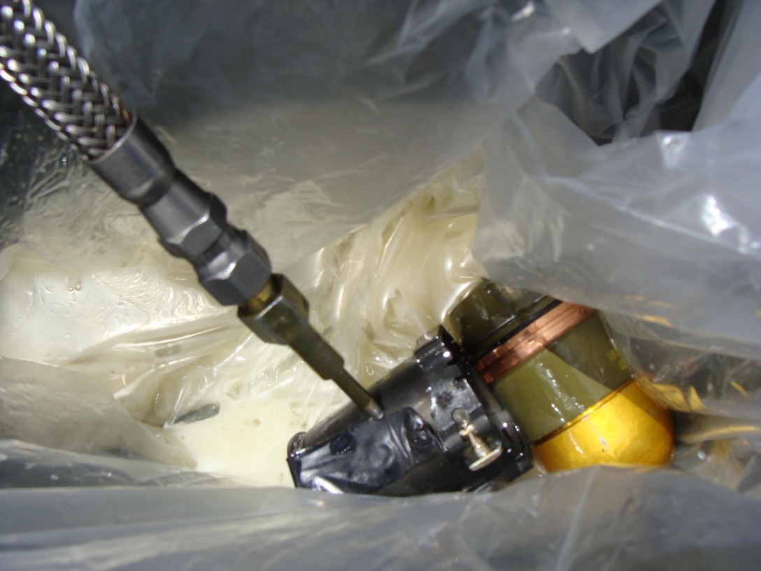 EODATC Marines recently validated TTP’s for the Explosive Ordnance Exploitation Course.  The Marines utilized the Lincoln Tool to remotely separate the projectile body of a M430A1, HEDP grenade from the cartridge case.  These operations provide commanders with the ability to develop technical intelligence of explosive ordnance.            