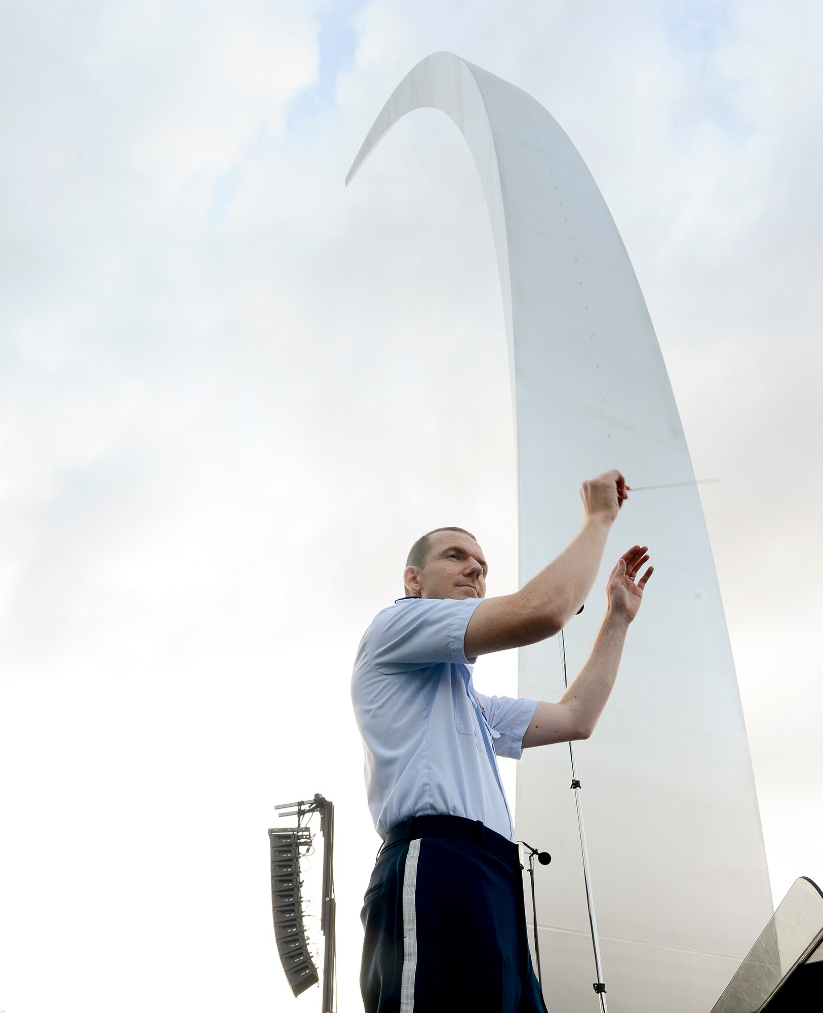 Capt. Joseph Hanson leads the U.S. Air Force Band during the inaugural performance of the 2015 U.S. Air Force Band Summer Concert Series at the Air Force Memorial in Arlington, Va., May 29, 2015. (U.S. Air Force photo/Andy Morataya)