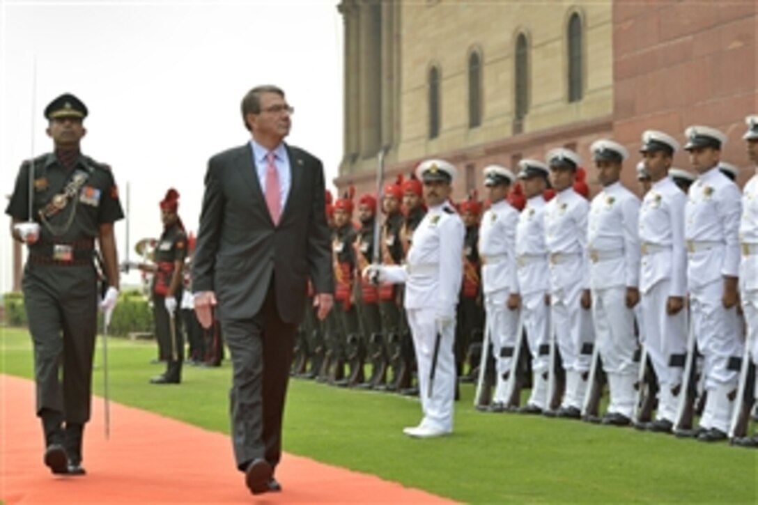 U.S. Defense Secretary Ash Carter takes part in an honor cordon welcoming him to India’s Defense Ministry in New Delhi, June 3, 2015. Carter’s visit to India is part of his 10-day trip to meet with partner nations and affirm U.S. commitment in the Asia-Pacific region.