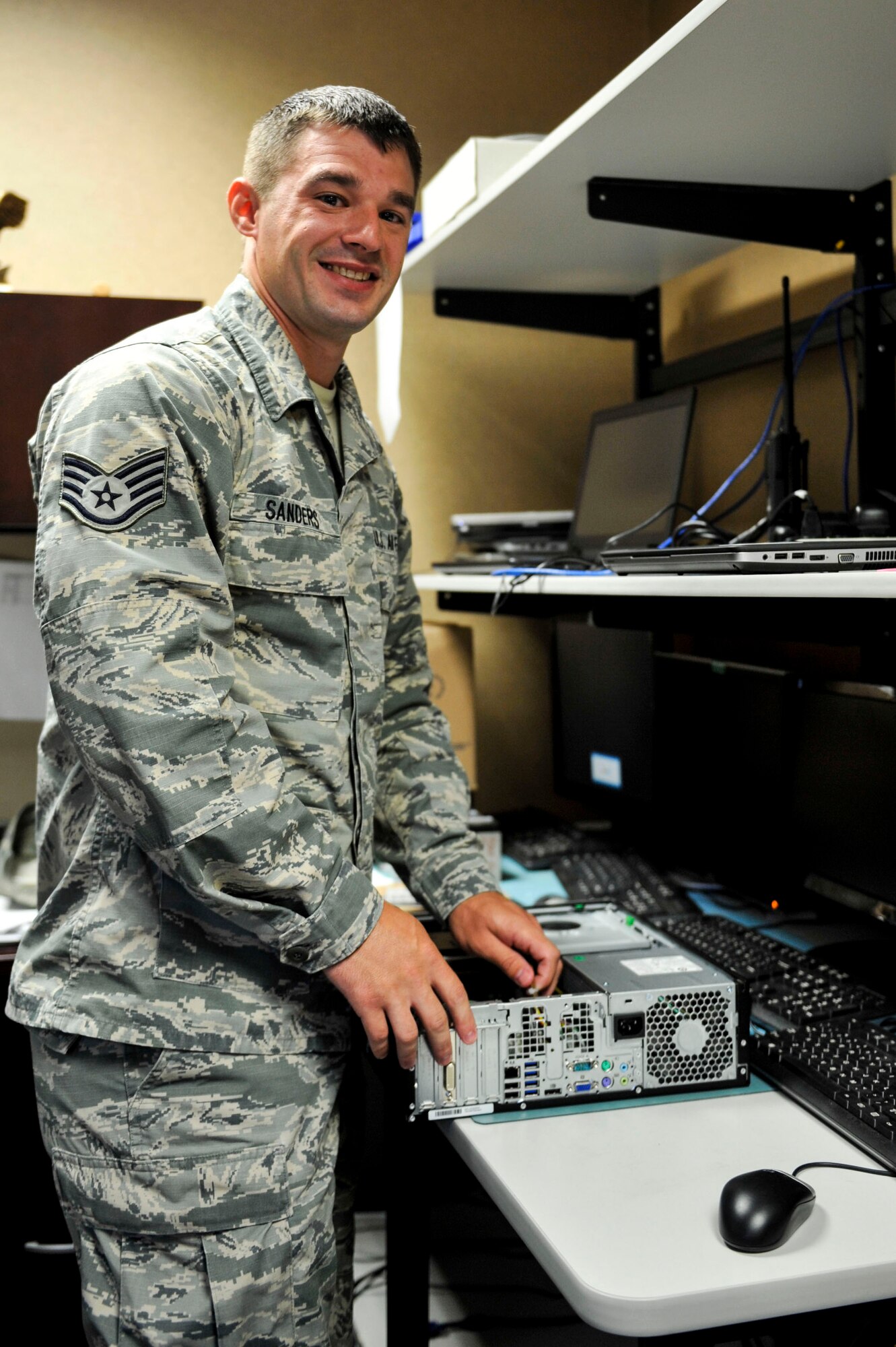 Staff Sgt. Johnathan Sanders, a 314th Operations Group client skills technician, was named Combat Airlifter of the Week June 1, 2015, at Little Rock Air Force Base, Ark. Sanders, a Reynolds Station, Kentucky  native, plays an integral part in keeping the 314th Airlift Wing the cornerstone of C-130 combat airlift excellence. He provides vital administrative and computer system support to the 314th Airlift Wing command staff. (U.S. Air Force photo by Senior Airman Stephanie Serrano)
