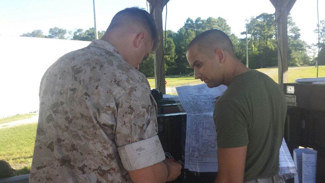 Marines from BEEEST 5-15 conduct practical application on Bravo generators.