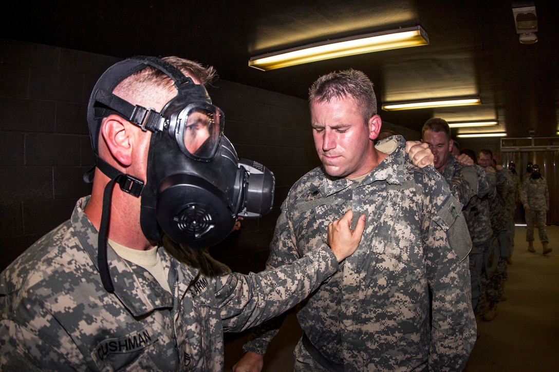 Army Staff Sgt. Cushman ensures all chaplain candidates exit the ...