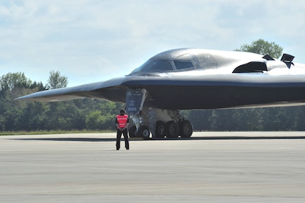 A B-2 Spirit prepares to taxi after a hot-pit refueling at Royal Air Force Fairford, England, June 7, 2015. This event also showcased the alliance between active duty and Air National Guard Airmen from the 131st Bomb Wing at Whiteman Air Force Base, MO, who coordinated the B-2’s presence in the European area of responsibility. (U.S. Air Force photo/Senior Airman Malia Jenkins)