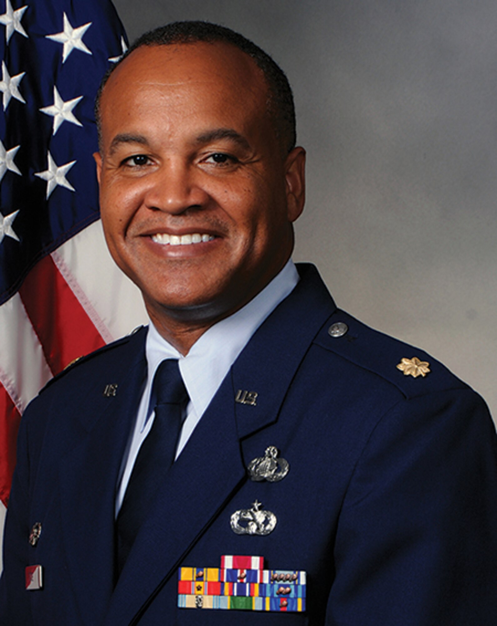 Major Darris Edge
Commander 908th FSS
