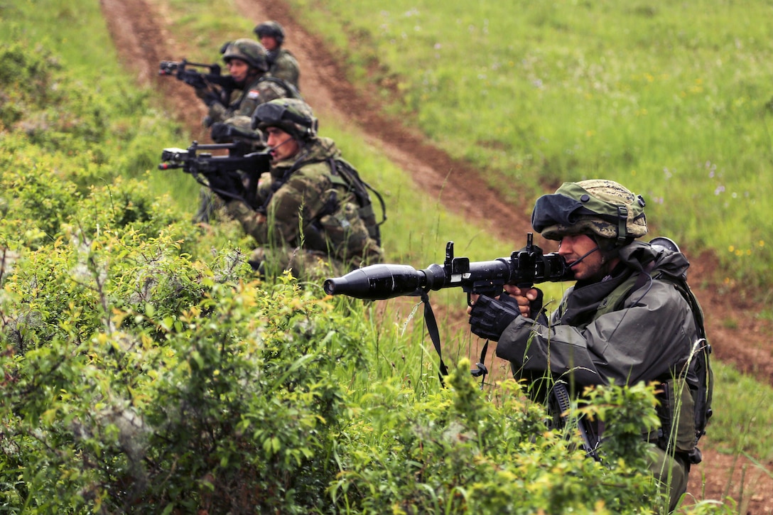 Croatian soldiers engage opposing forces during exercise Combined Resolve IV at the U.S. Army’s Joint Multinational Readiness Center in Hohenfels, Germany, May 30, 2015. The Croatian soldiers are assigned to the 3rd Mechanized Company, 1st Mechanized Battalion.