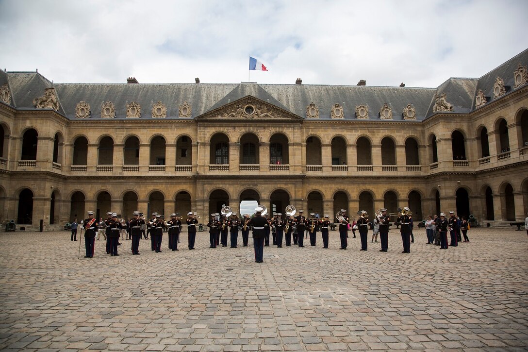 U.S. Marines with the 1st Marine Division Band perform at Les Invalides in Paris, France, on May, 28, 2015. The band's performance is one of many events that will be taking place during their visit to France as part of the Belleau Wood anniversary ceremony. (U.S. Marine Corps photo by Sgt. Luis A. Vega/Released)