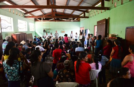 A member of the Honduran Ministry of Health provides general knowledge to the community of Corinto, Cortes during a medical readiness training exercise June 2, 2015. Before receiving vaccinations, check-ups and general medical care, the community of Corinto, Cortes was educated on the benefits of basic hygiene and diseases that are common in the area. (U.S. Air Force photo by Staff Sgt. Jessica Condit)