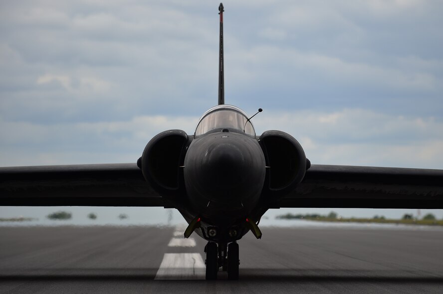 A U-2 Dragon Lady, from Beale Air Force Base, Calif., taxis down the flightline at RAF Fairford, United Kingdom, June 9, 2015. During a landing, pilots stall the plane two feet off the ground to avoid damaging the aircraft upon impact. (U.S. Air Force photo by Staff Sgt. Jarad A. Denton/Released)
