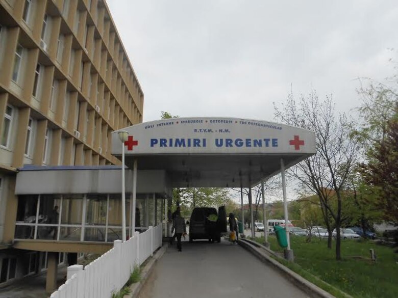 Alabama Guardsmen from the 117th Air Refueling Wing Civil Engineering Squadron renovate a Romanian medical clinic as part of a Deployment for Training mission April 2015 .  (Courtesy Photo/Released)