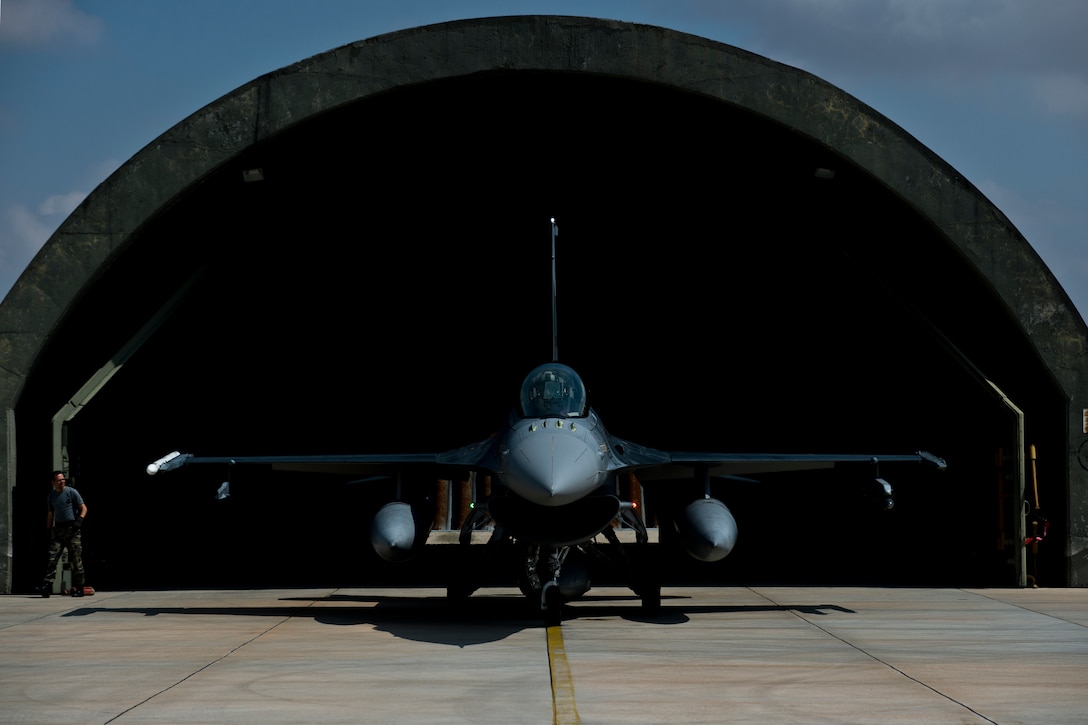 A Turkish Air Force F-16C Fighting Falcon prepares to taxi to the runway during Anatolian Eagle 15, June 11, 2015, at 3rd Main Jet Base, Turkey. Anatolian Eagle is a two-week flying training exercise involving U.S. Air Forces in Europe units and multiple NATO partners. (U.S. Air Force photo by Tech. Sgt. Eric Burks/Released)