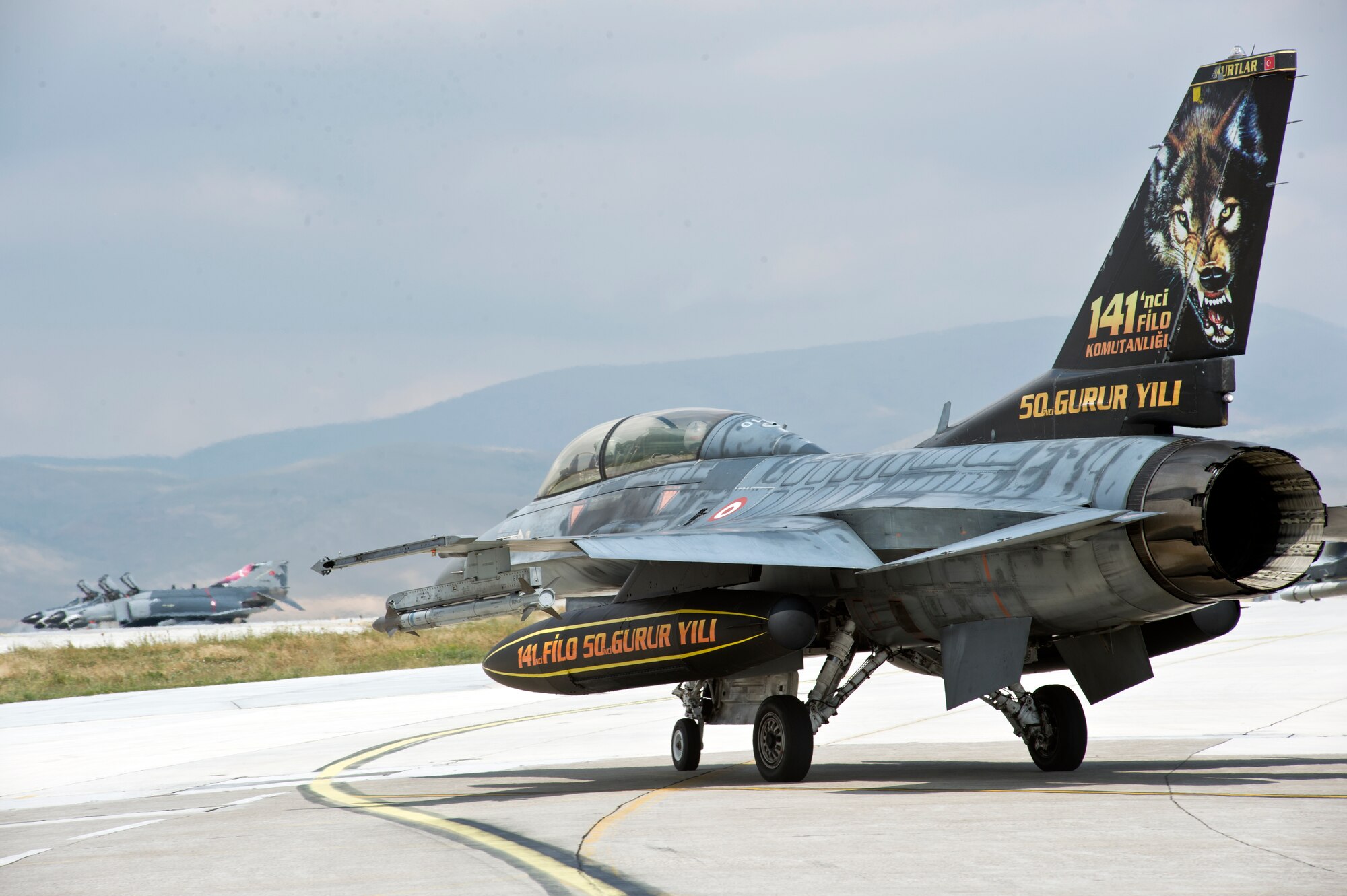 A Turkish Air Force F-16D Fighting Falcon taxis to the runway during Anatolian Eagle 15, June 11, 2015, at 3rd Main Jet Base, Turkey. Turkey is hosting the multinational flying training exercise focused on improving interoperability and partnership. (U.S. Air Force photo by Tech. Sgt. Eric Burks/Released)