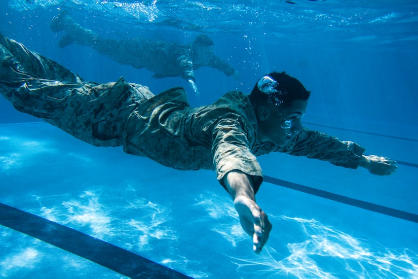 PHOTOS: U.S. Marines dive into water survival training > Seymour ...