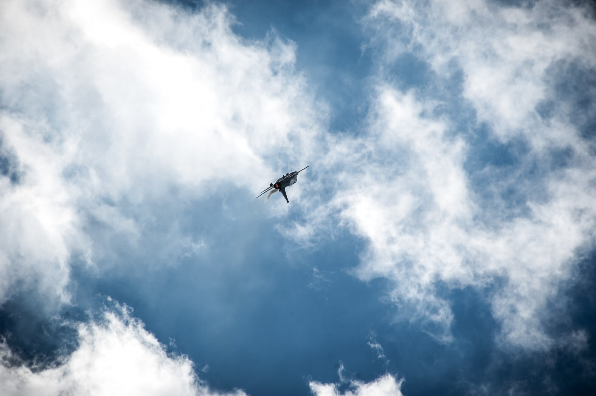 PARIS -- A French Rafale fighter performs for a crowd of industry professionals and media members during the Paris Air Show at Le Bourget Airport, France, June 16, 2015. The Paris Air Show provides a collaborative opportunity to share and strengthen the U.S. and European strategic partnership that has been forged during the last seven decades and is built on a foundation of shared values, experiences and vision. The event is expected to bring in 315,000 people, a record 2,215 companies, 150 aircraft, and will span 324,000 square meters. (U.S. Air Force photo/ Tech. Sgt. Ryan Crane)