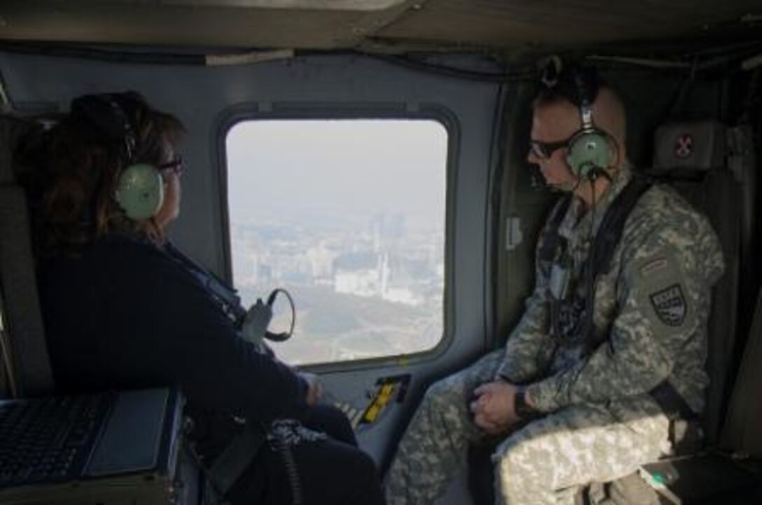 GEN Scaparrotti tours Humphreys construction