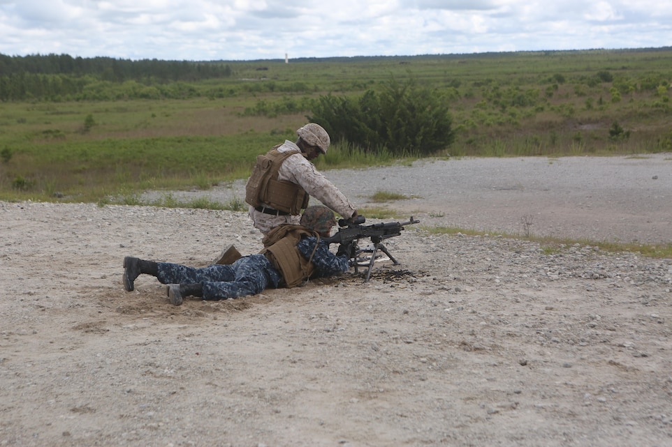 Marines showcase Corps’ opportunities to midshipmen > II Marine ...
