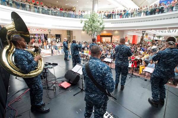 150621-N-PD309-089.jpg