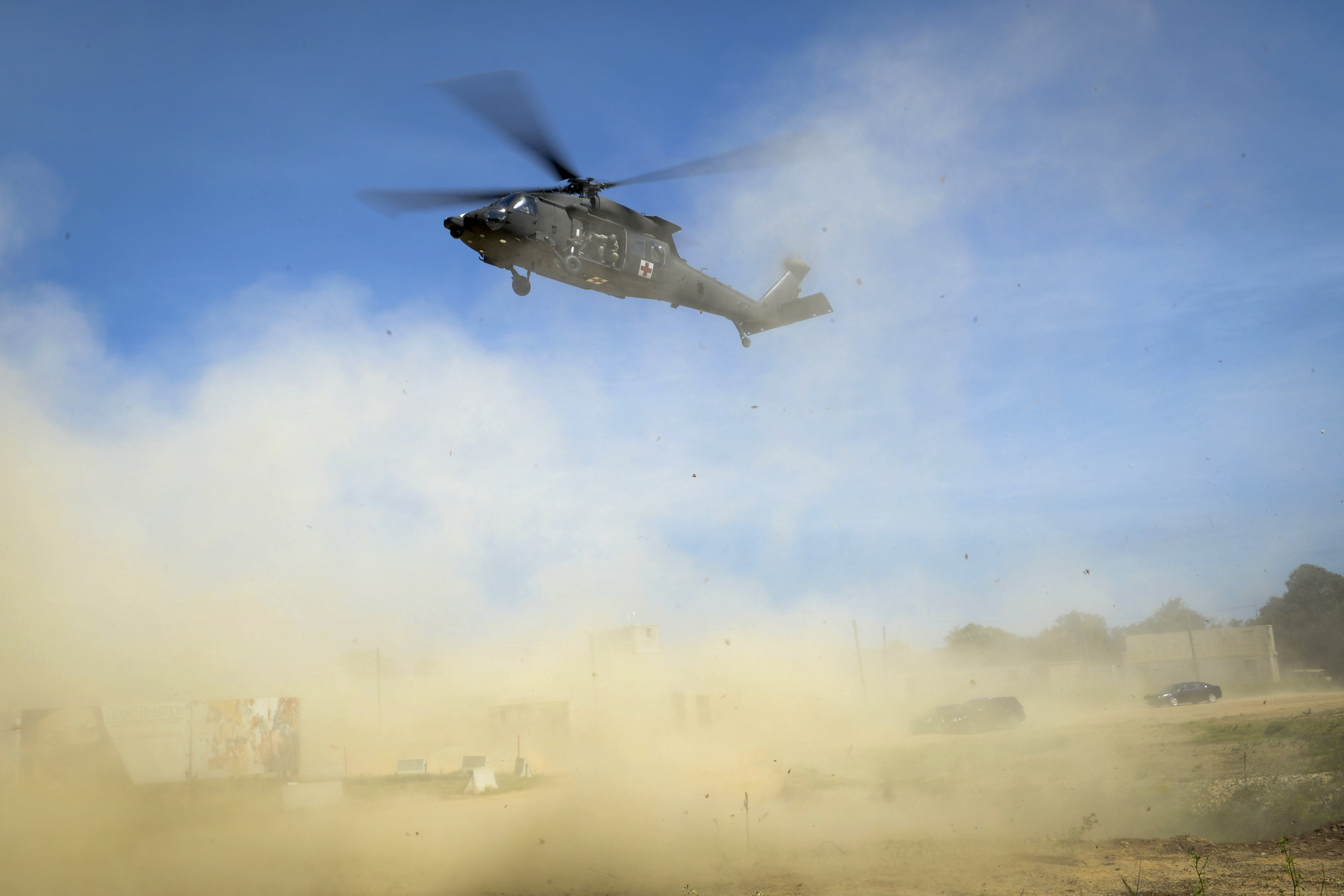 A U.S. Army UH-60 Black Hawk medevac helicopter lands ...