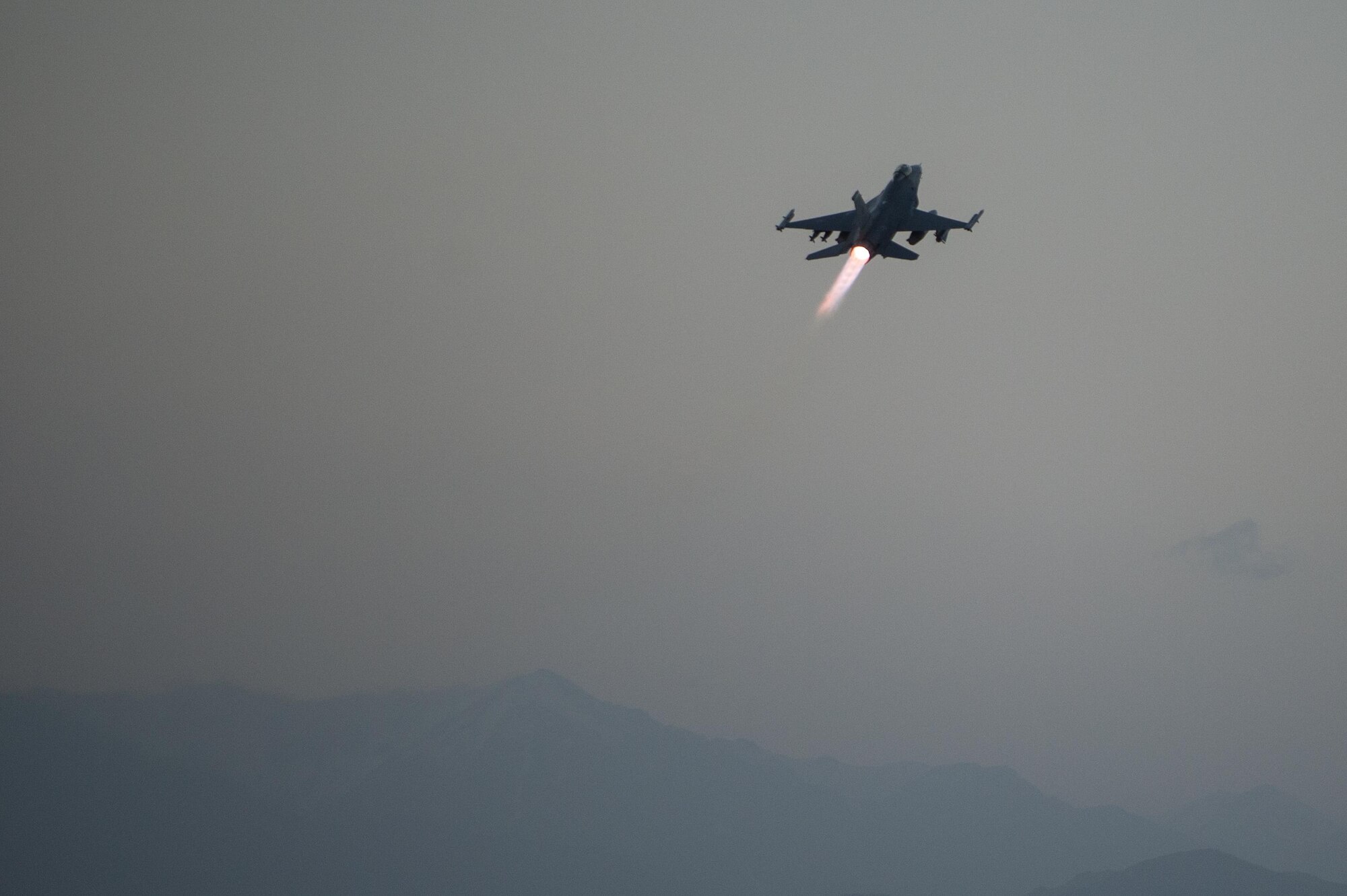 A U.S. Air Force F-16 Fighting Falcon “Triple Nickel” aircraft assigned to the 555th Expeditionary Fighter Squadron from Aviano Air Base, Italy, takes off from Bagram Airfield, Afghanistan, June 21, 2015. The F-16 is a multi-role fighter aircraft that is highly maneuverable and has proven itself in air-to-air and air-to-ground combat. Members of the Triple Nickel are deployed in support of Operation Freedom’s Sentinel and NATO’s Resolute Support mission. (U.S. Air Force photo by Tech. Sgt. Joseph Swafford/Released)