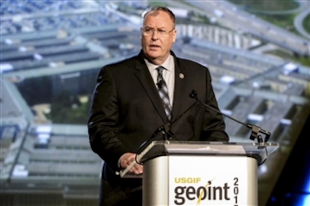Deputy Defense Secretary Bob Work delivers remarks at the U.S. Geospatial Intelligence Foundation's annual symposium in Washington, D.C., June 23, 2015. The event is the nation's largest gathering of intelligence professionals.