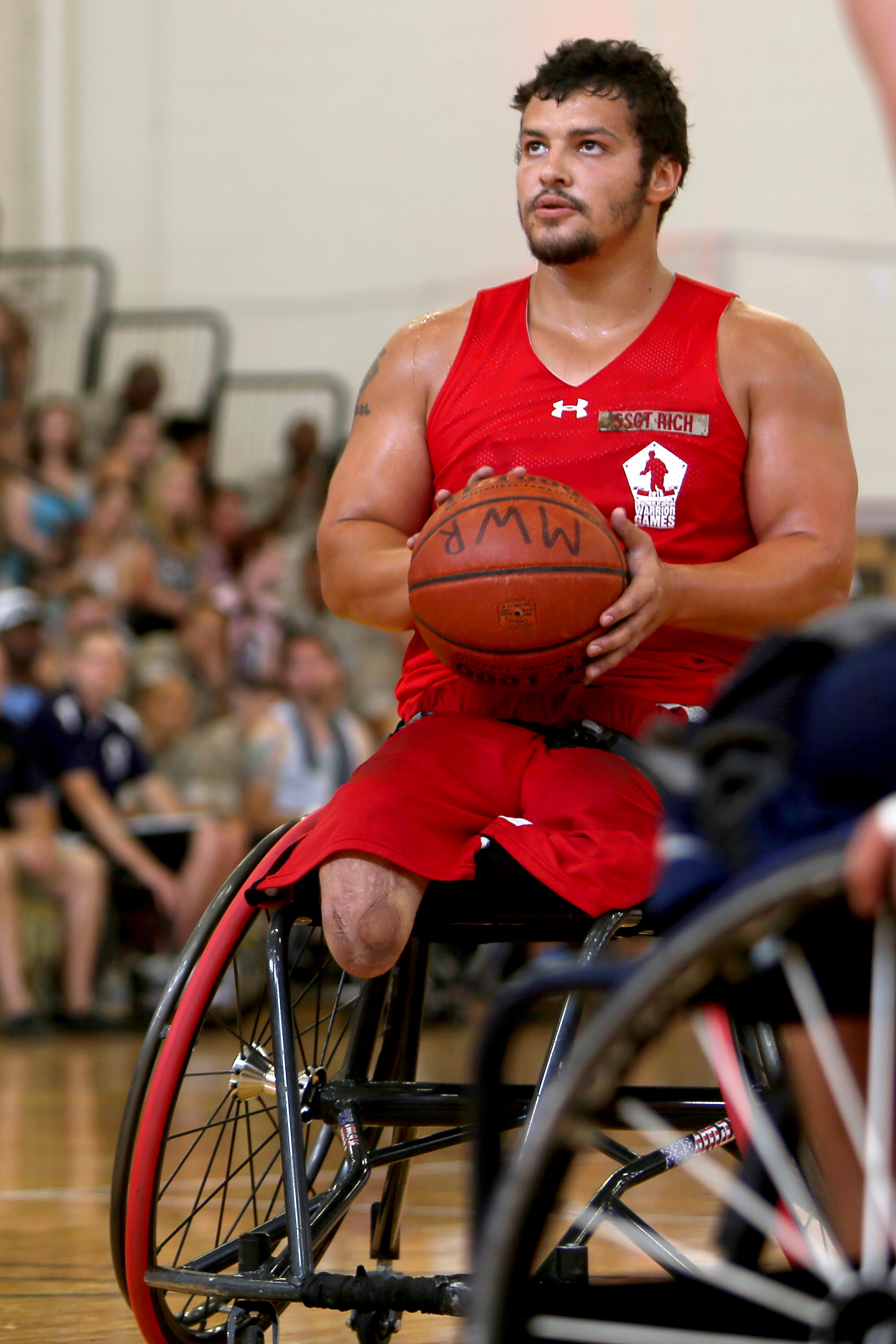 U S Marine Corps Veteran Matt Grashen Prepares To Shoot A Free