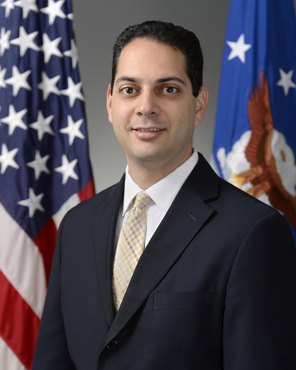 Official Air Force Image: Camron Gorguinpour Bio Photo