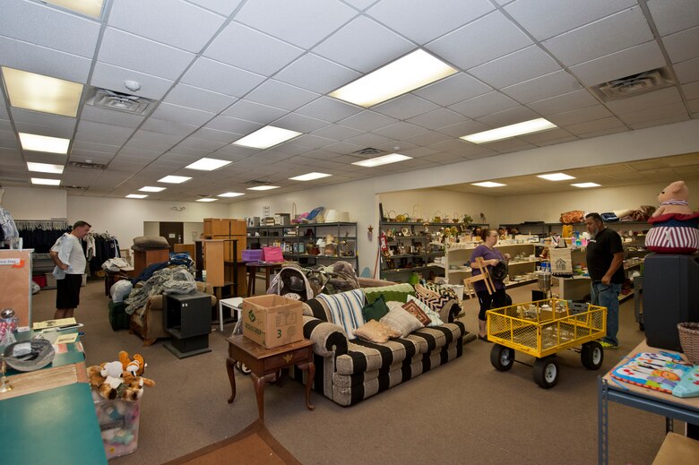 Airman S Attic Provides Free Items Goods Nellis Air Force