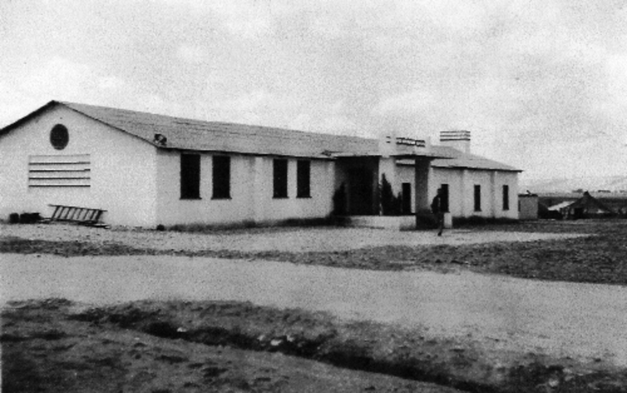 460th Bombardment Group Officer's Club (Photo by Duane Bohnstedt)