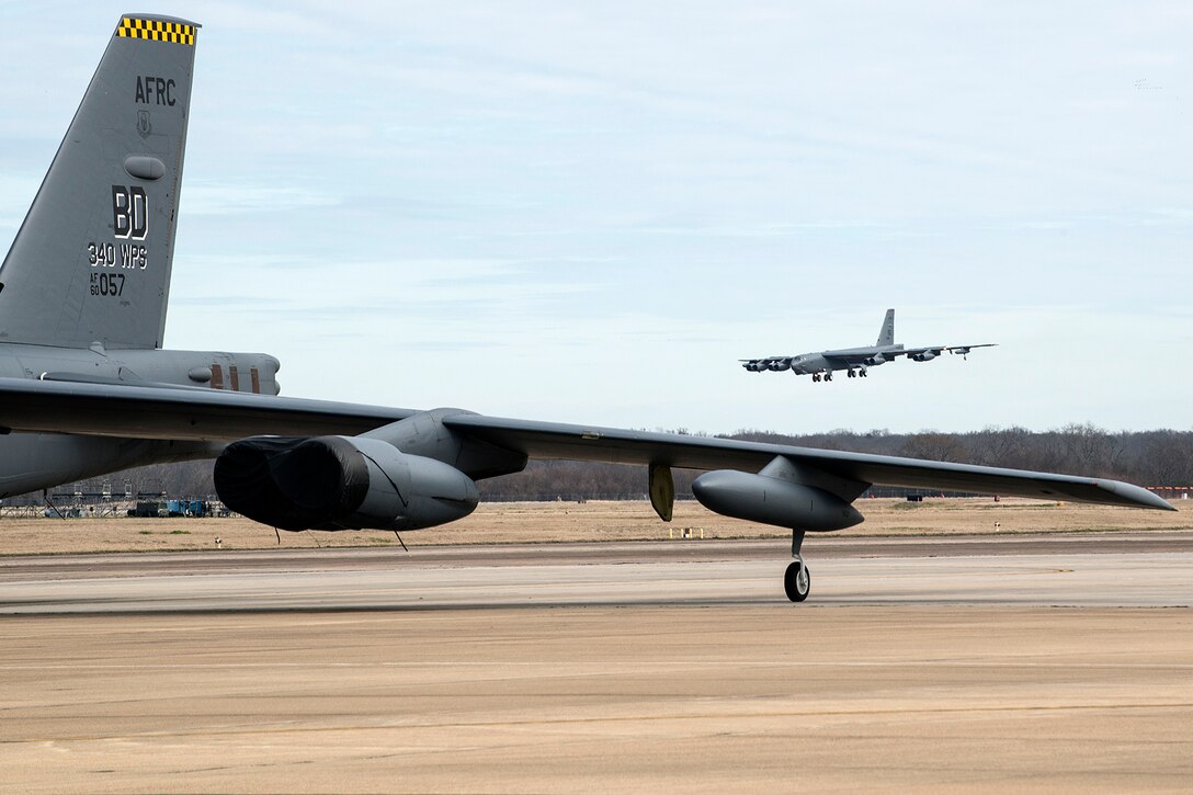 An Air Force Reserve Command B-52H Stratofortress comes in for a landing on Feb. 5, 2015, Barksdale Air Force Base, La. Piloting the aircraft is U.S. Air Force Maj. Matthew Callow and this marks his last flight in a B-52 before retiring from the Air Force after 20 years of service. (U.S. Air Force photo by Master Sgt. Greg Steele/Released)