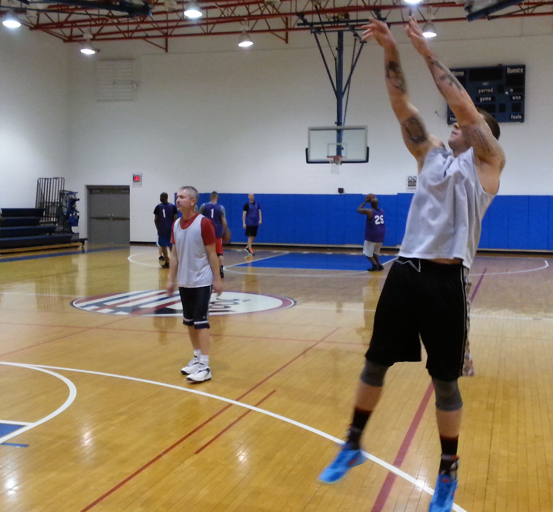 442 Fw Dominates Basketball League