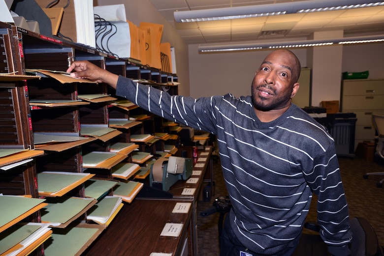 NASHVILLE, Tenn. – Theodore Caldwell, mail clerk at the district office is the U.S. Army Corps of Engineers Nashville District Employee of the Month for January 2015. 