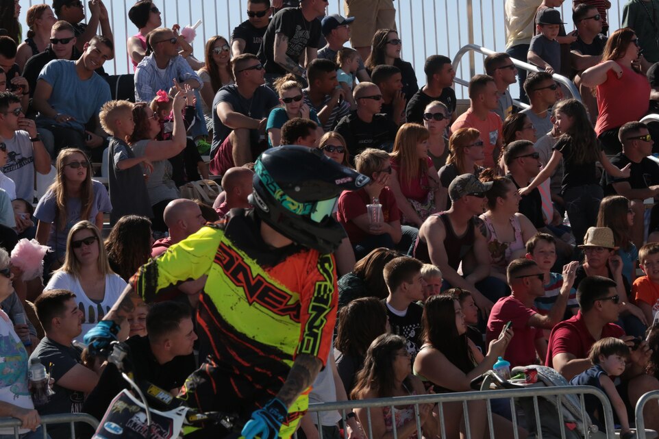 Matt Buyten, motocross rider, Metal Mulisha Moto Team, prepares to perform a stunt during the Motocross Jam Fest at a temporary dirt track between Dunham Street and 13th Street aboard the Combat Center, March 7, 2015. Fifteen professional riders participated, three of which were freestyle riders. (Official Marine Corps photo by Lance Cpl. Medina Ayala-Lo/Released)