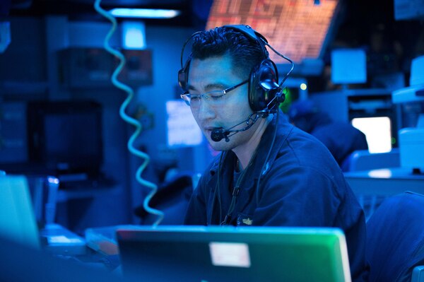 150312-N-LX437-088.jpg