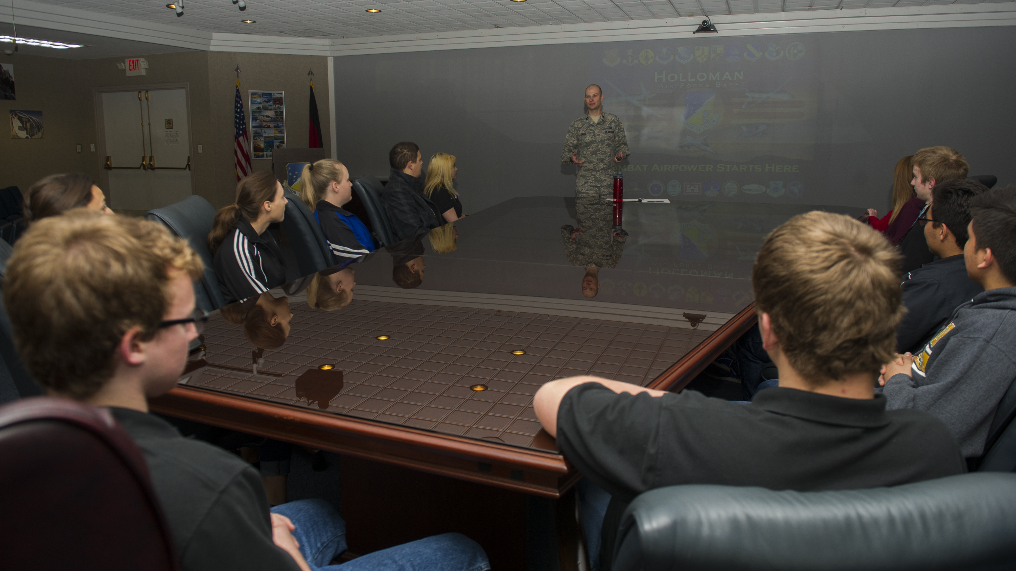 Holloman Offers Visitors Unique Opportunity > Holloman Air Force Base