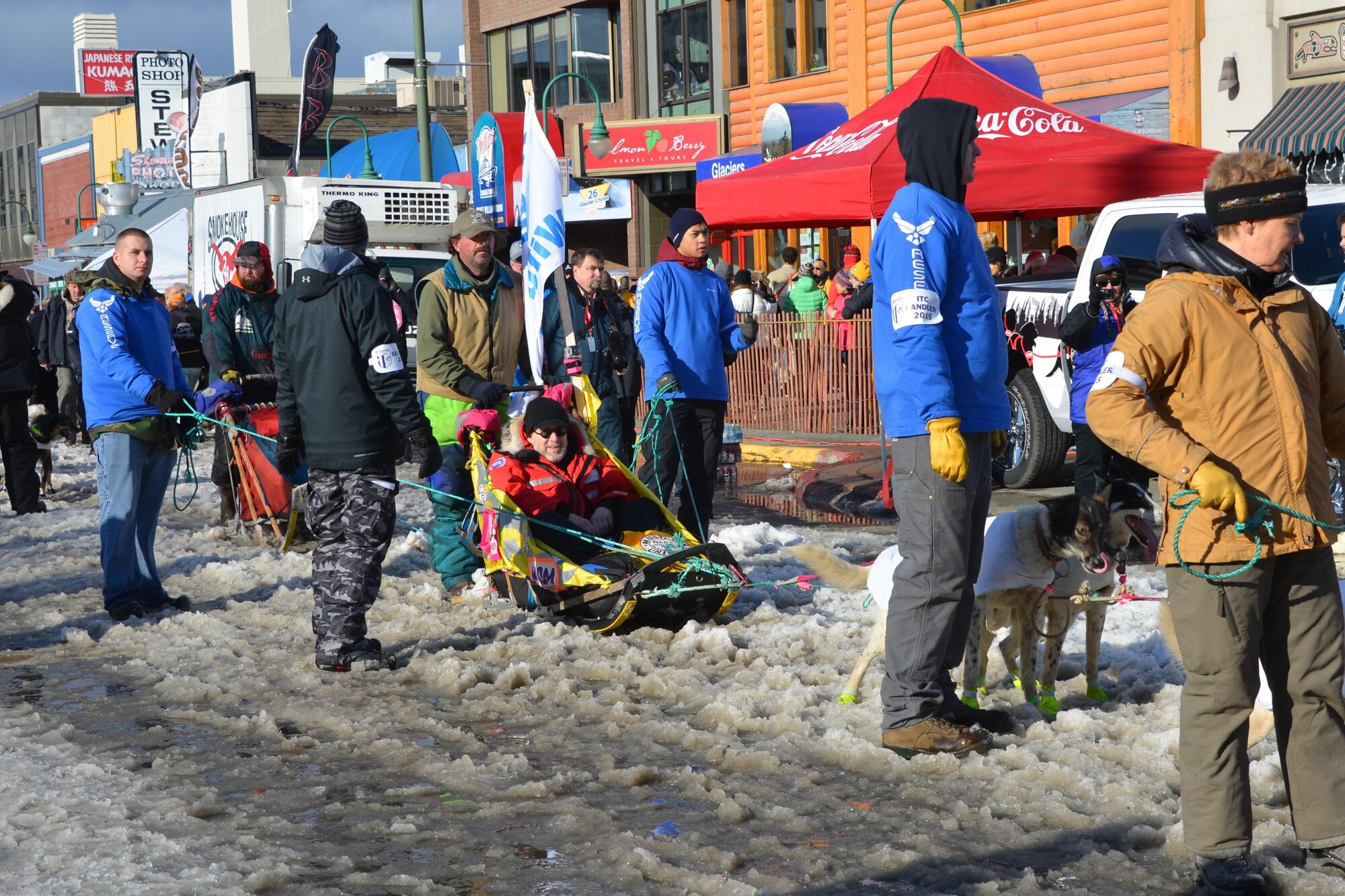 Members of the 477th Fighter Group work as dog handlers during Iditarod 2015 to support the Air Force Reserve's recruiting mission. This year marks the 43rd running of the Iditarod and the first year of the Air Force Reserve’s sponsorship. (U.S. Air Force/Capt. Megan Liemburg-Archer)
