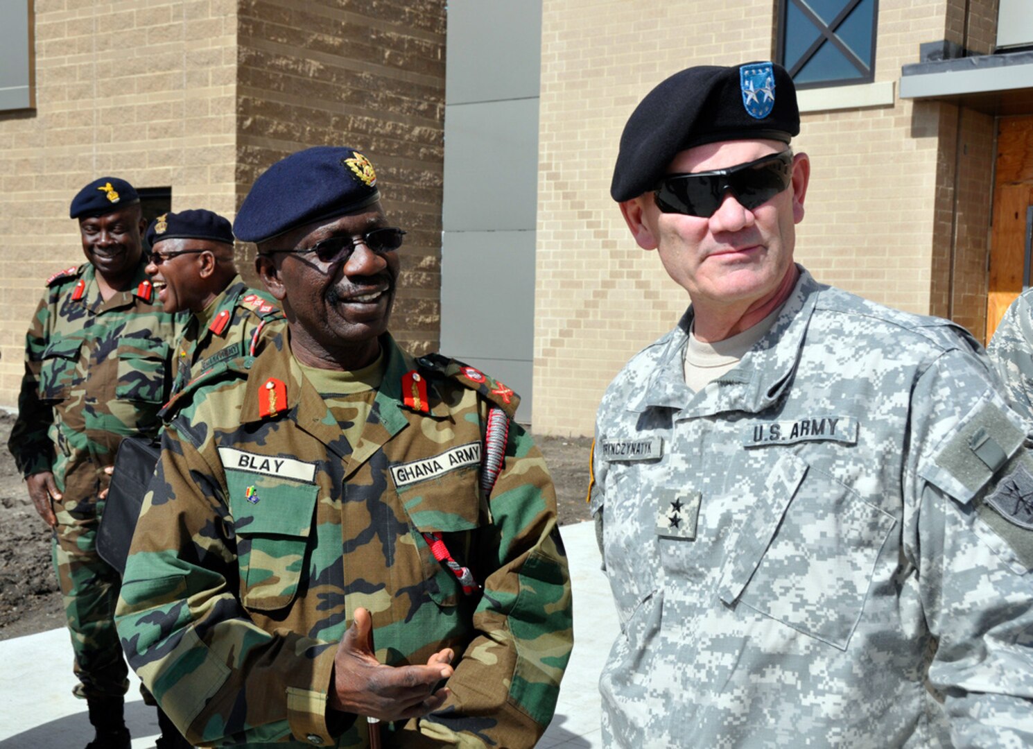 Generals make friendly wager on World Cup match > National Guard ...