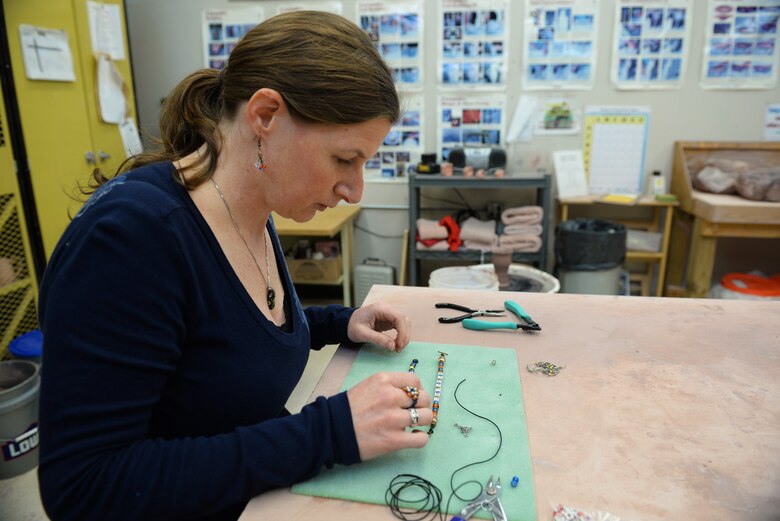 scott afb arts and crafts